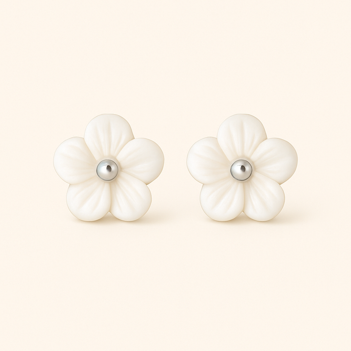 Boucles en forme de fleur ronde nacrée en Argent blanc 925 Sterling hypoallergénique – vue de face