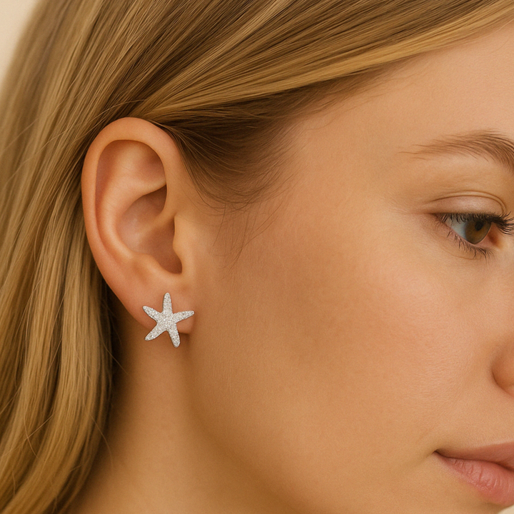 Boucles d’oreilles en forme d’étoile de mer portées à l’oreille – finition Argent blanc 925 Sterling hypoallergénique