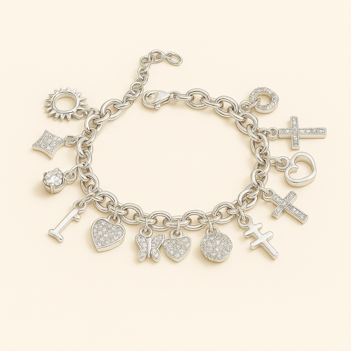 Bracelet argent 925 avec charms femme – maillons épais et symboles porte-bonheur.