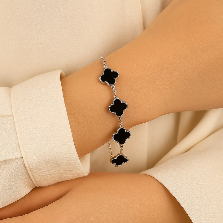 Bracelet noir porte-bonheur en Argent 925 porté – élégance parisienne Histoire d’Argent