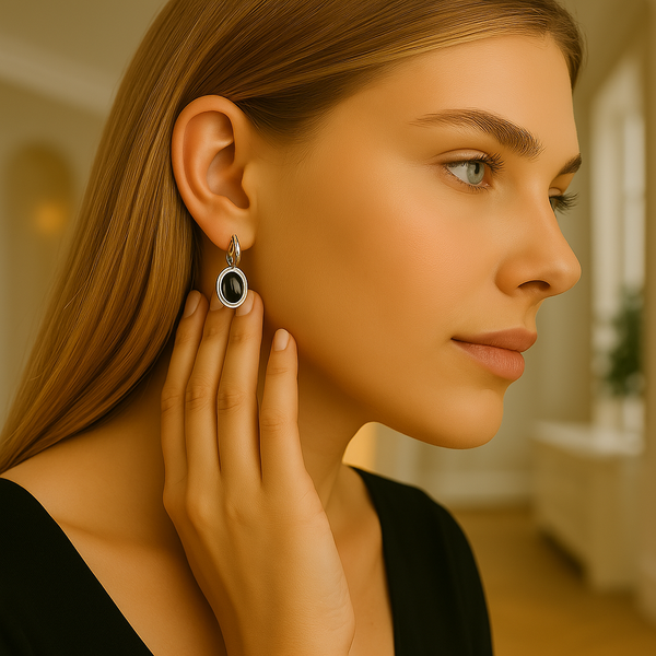 Créoles cabochon noir portées à l’oreille – design vintage en Argent blanc 925 Sterling