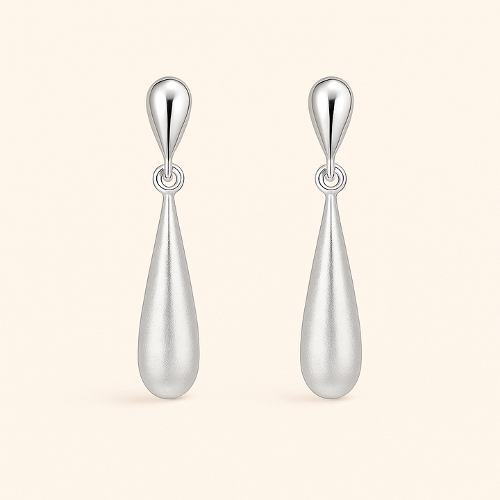  Créoles ouvertes en forme de goutte, design épuré en argent 925, angle latéral.